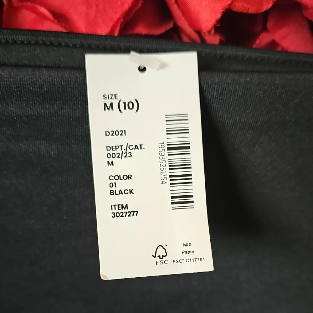 Sugar & Jade NWT Black Active Leggings with Rainbow Stripes Size 10